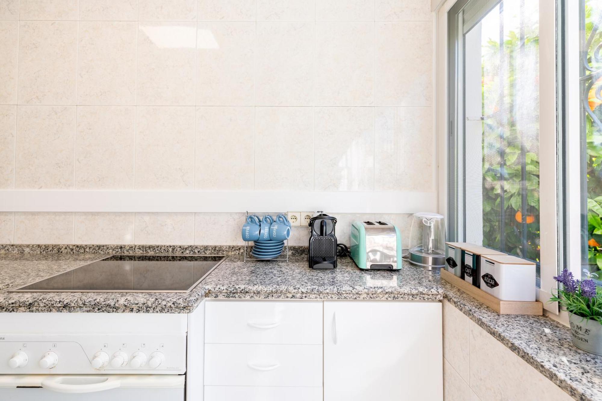 Confortable Apto. 3 Habitaciones Севилья Экстерьер фото